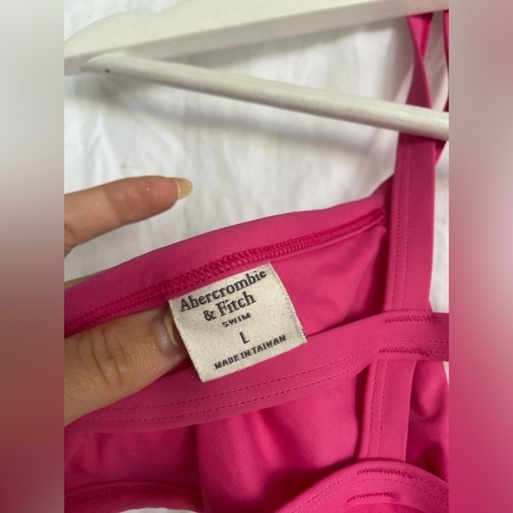 Abercrombie & Fitch Cut Out Criss Cross Strap Back Pink Bikini Top Size Large - Picture 8 of 8